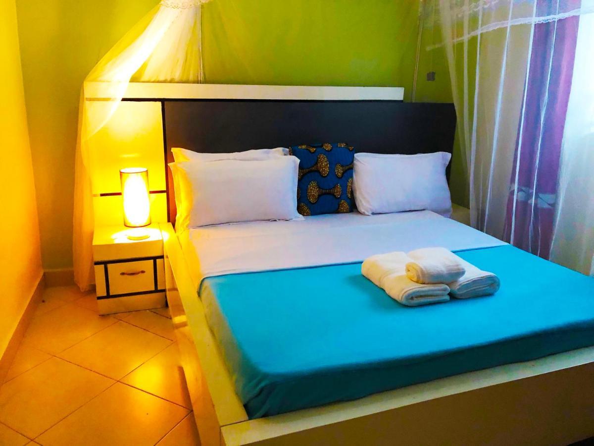 אנטבה Airport Unique Hotel מראה חיצוני תמונה