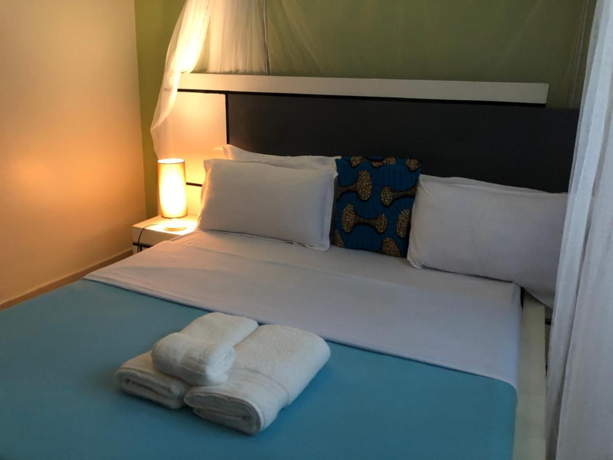 אנטבה Airport Unique Hotel מראה חיצוני תמונה